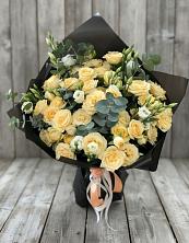 Букет цветов из:  Розы и Лизиантусы в Отказном