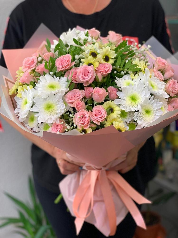 Букет цветов из: Розы и Хризантемы в Отказном