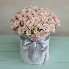 Цветочная композиция из Розы в шляпной коробке в Отказном