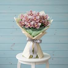 Букет цветов из:  Орхидеи и Розы в Отказном