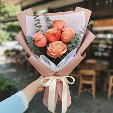 Букет цветов из:  Розы в Отказном