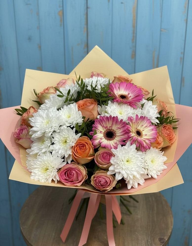 Букет цветов из: Розы, Герберы и Хризантемы в Отказном