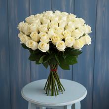 Букет 51 Белая роза Эдлесс Лав в Отказном