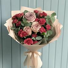Букет цветов из:  Гвоздики и Розы в Отказном